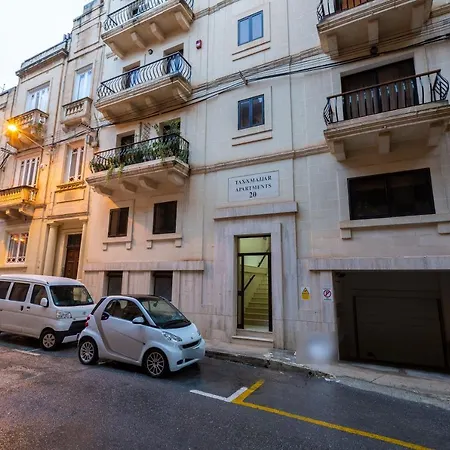 Xmajjar With Sea Side Views By Haven And Keys Malta Apartament