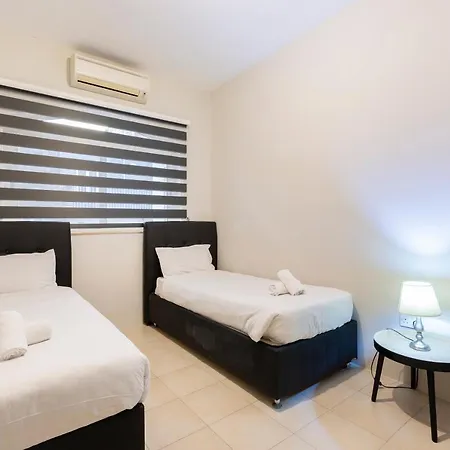 Xmajjar Suites With Sea Side Views By Haven And Keys Malta Apartament Sliema