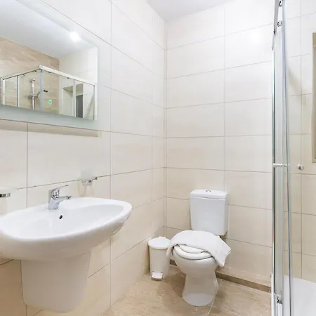 Xmajjar Suites With Sea Side Views By Haven And Keys Malta Apartment *