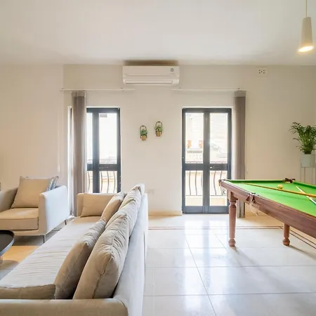 Xmajjar - Sea Side Views - Pool Table