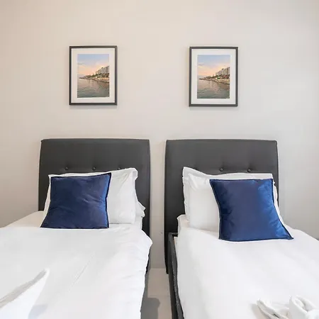 Xmajjar With Sea Side Views By Haven And Keys Malta Слима