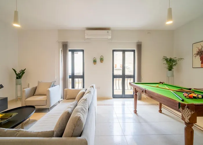 Xmajjar With Sea Side Views By Haven And Keys Malta