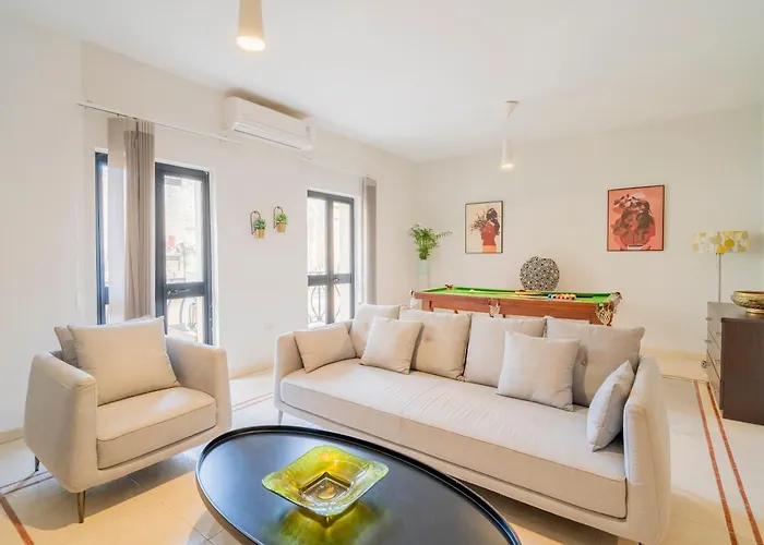 Xmajjar With Sea Side Views By Haven And Keys Malta * Слима