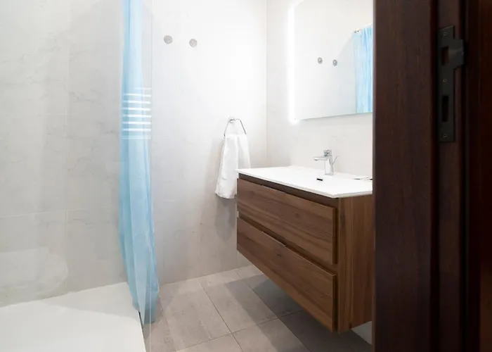 Xmajjar With Sea Side Views By Haven And Keys Malta Слима